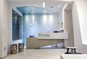 Privee Santorini