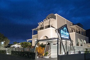 Privee Santorini