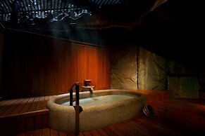 Aki Grand Hotel & Spa