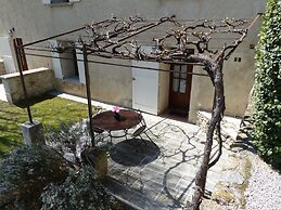 Hotel Charembeau