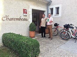 Hotel Charembeau