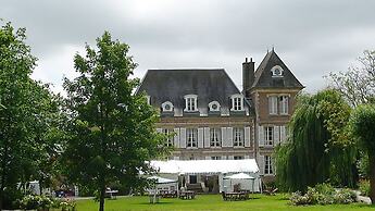 Chateau De Noyelles