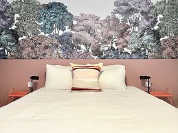 Central Passage Apartments by Vagabond