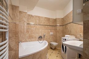 Central Passage Apartments by Vagabond