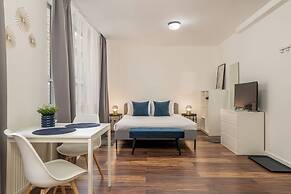 Central Passage Apartments by Vagabond