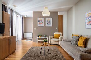 Central Passage Apartments by Vagabond