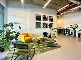 Central Passage Apartments by Vagabond