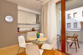 Central Passage Apartments by Vagabond