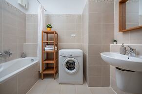 Central Passage Apartments by Vagabond