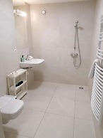 Central Passage Apartments by Vagabond