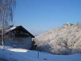 Hotel Garni Belvedere, das BIO Hotel & SuiteHotel am Ederse