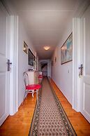 Mira Sea Front Guesthouse