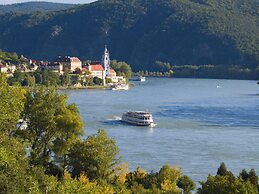 Gartenhotel & Weingut Pfeffel Dürnstein