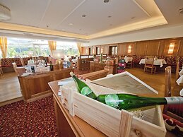 Gartenhotel & Weingut Pfeffel Dürnstein