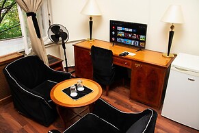 Evergreen Budapest Bed & Breakfast and Guest House