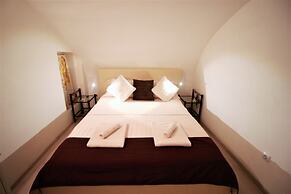 Budapest Easy Flats - Jokai Apartments