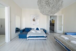 Budapest Easy Flats- Oktogon Lux Apartment