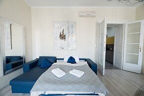 Budapest Easy Flats- Oktogon Lux Apartment