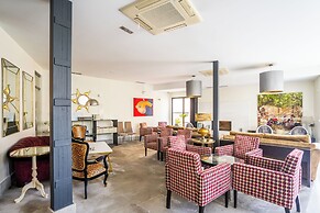 Hotel YIT El Postigo