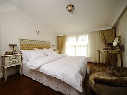 Erten Konak - Special Class