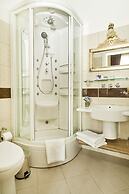 Erten Konak - Special Class