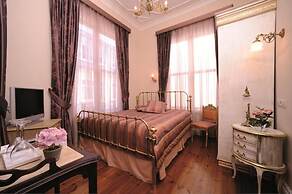 Erten Konak - Special Class