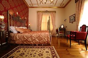 Erten Konak - Special Class