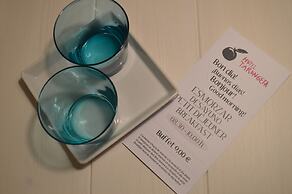 Tarongeta - Adults Only