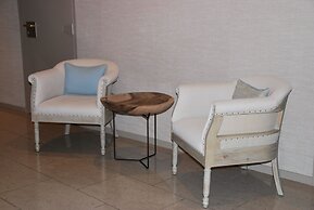 Tarongeta - Adults Only