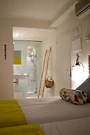 Tarongeta - Adults Only