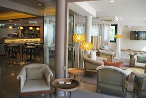 Tarongeta - Adults Only