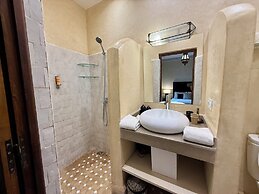 Riad Jona