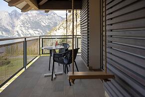 Hi Hotels Torbole Pool & Spa