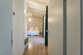 Hi Hotels Torbole Pool & Spa