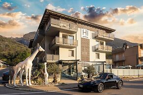 Hi Hotels Torbole Pool & Spa