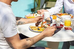 Hi Hotels Torbole Pool & Spa