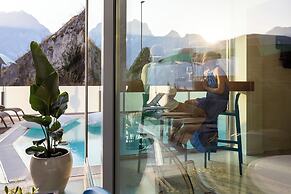 Hi Hotels Torbole Pool & Spa