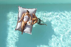 Hi Hotels Torbole Pool & Spa