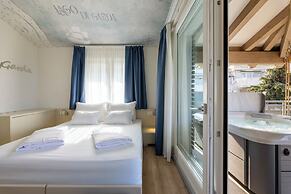 Hi Hotels Torbole Pool & Spa