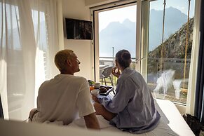 Hi Hotels Torbole Pool & Spa