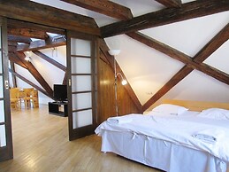 Residence Thunovska 19