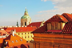 Residence Thunovska 19