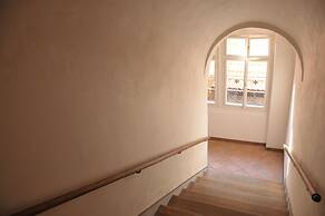 Residence Thunovska 19