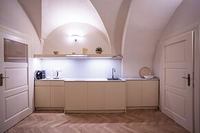 Residence Thunovska 19