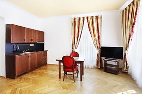 Residence Thunovska 19