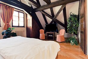 Residence Thunovska 19