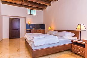 Residence Thunovska 19