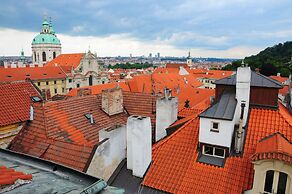 Residence Thunovska 19