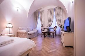 Residence Thunovska 19