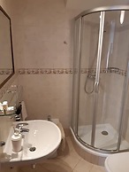 Residence Thunovska 19